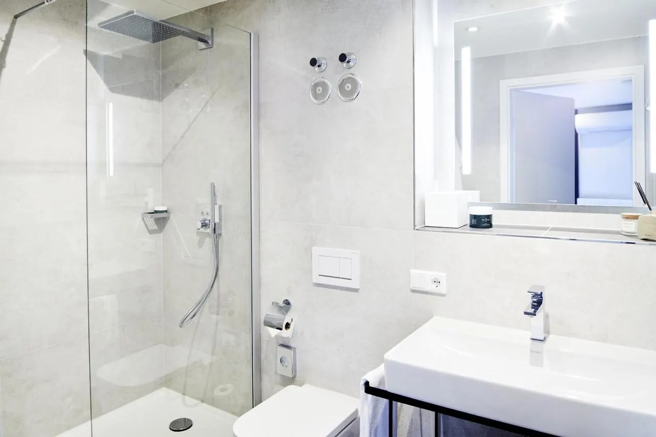 Design- Und Kunsthotel Muenchen 0*, מינכן גרמניה